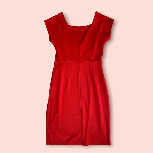 Rosebud Red Cocktail Dress - Picture 5 of 13